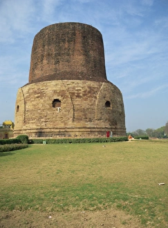 The Dhamekh Stupa, Sarnath, near Varanasi, Uttar Pradesh state, India, Asia
