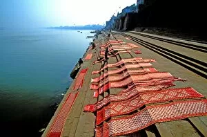 Images Dated 26th August 2010: Dhobi Ghat, Varanasi, Uttar Pradesh, India, Asia