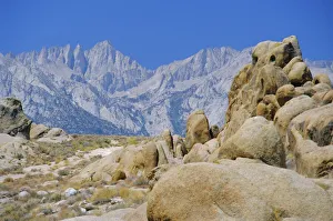 Peaks Prints: Distant granite peaks of Mount Whitney (4416m)