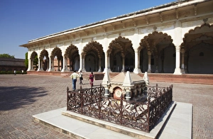 Diwan-i-Am (Hall of Public Audiences) in Agra Fort, UNESCO World Heritage Site