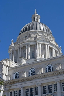 Images Dated 24th June 2009: The Dome of the Port of Liverpool Building, one of the Three Graces, riverfront