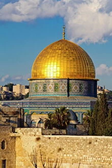 Images Dated 23rd February 2009: Dome of the Rock and the Western Wall, Jerusalem, Israel, Middle East