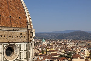 The Dome of Santa Maria del Fiore and roof tops, Florence, UNESCO World Heritage Site, Tuscany, Italy, Europe