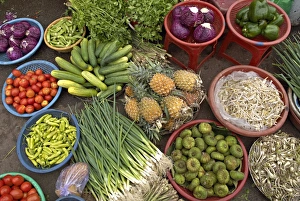 Images Dated 15th May 2008: Dong Ba market, Hue, Vietnam, Indochina, Southeast Asia, Asia