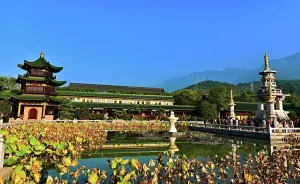 Jiujiang Prints: Dongling Monastery with the lotus pond in the foreground