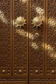 Images Dated 12th December 2007: Detail of door inside the Sultan Qaboos Hall