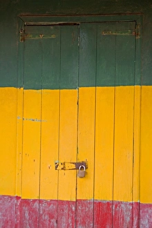 Images Dated 1st December 2006: Door in Portsmouth