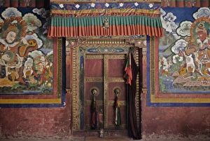 Door and wall paintings