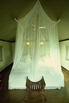 Netting Prints: Double bed in White Elephant Lodge