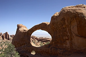 Images Dated 19th January 2000: Double O Arch