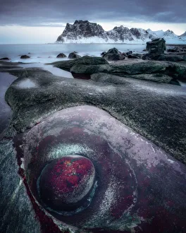 Nordland Gallery: Dragons Eye, Uttakleiv Beach, Lofoten Islands, Nordland, Norway, Europe