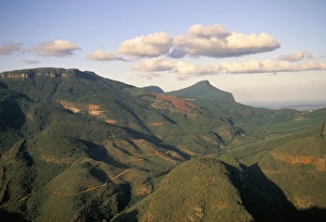 Drakensberg Prints: Drakensberg mountains