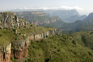 Images Dated 12th March 2008: Drakensberg Mountains, South Africa, Africa