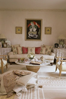 New Delhi Prints: Drawing room of a new build residence