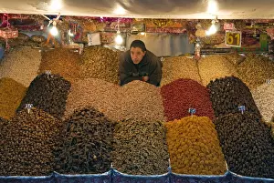 Jemaa El Fna Prints: Dried fruit seller, Place Jemaa el Fna (Djemaa el Fna), Marrakech (Marrakesh)