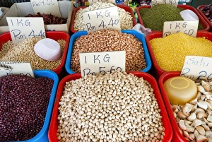 Dried legumes, Food Market, Kuching, Sarawak, Malaysian Borneo, Malaysia, Southeast Asia, Asia