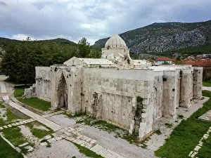 Drone Prints: Drone view captures historic Susuz Caravanserai in Turkey
