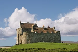 Fortified Wall Prints: Duart castle, Mull, Inner Hebrides, Scotland, United Kingdom, Europe