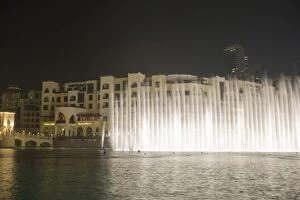 Images Dated 15th September 2009: The Dubai Fountain, the largest of its kind in the world that shoots water 150 metres into the air