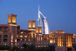 Dubai Prints: Dubai, United Arab Emirates