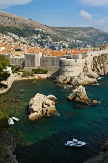 Dubrovnik Old Town and the City Walls, UNESCO World Heritage Site, from Fort Lovrijenac, Dubrovnik, Dalmatian Coast, Croatia, Europe