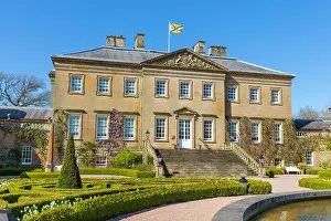 Landscaping Prints: Dumfries House and Mahtouz garden showcase historic architecture and landscape in Cumnock