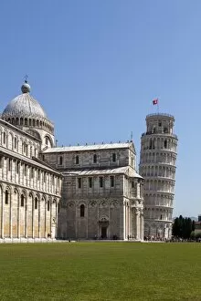 Images Dated 25th August 2011: Duomo (Cathedral) and Leaning Tower, UNESCO World Heritage Site, Pisa, Tuscany, Italy, Europe
