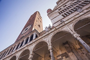 Duomo Prints: The Duomo di Cremona (Cremona Cathedral), Cremona, Lombardy, Italy, Europe