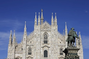Images Dated 22nd July 2008: Duomo, Milan, Lombardy, Italy, Europe