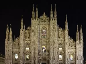 Images Dated 26th December 2009: Duomo at night, Milan, Lombardy, Italy, Europe