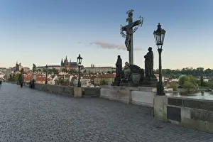 Early morning on Charles Bridge, UNESCO World Heritage Site, Prague, Czech Republic