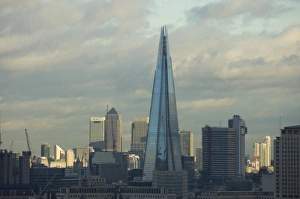 Canary Wharf Prints: Early morning, Shard Tower, designed by Enzo Piano