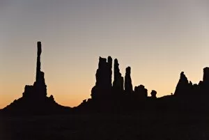 Images Dated 26th October 2009: Early morning silhouette of the Totem Pole on the left, and Yei Bi Chei on the right