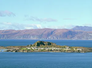 Images Dated 8th August 2008: Easdale Island from Bar Mor