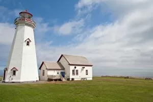Images Dated 26th July 2009: East Point Lighthouse, East Point, Prince Edward Island, Canada, North America