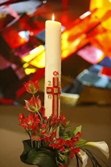 Images Dated 17th May 2008: Easter candle, Le Chesnay, Yvelines, France, Europe
