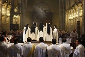 Images Dated 17th May 2009: Eastern (Oriental) church yearly mass in Notre Dame cathedral, Paris, France, Europe