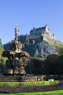 Water Fountain Prints: Edinburgh Castle, Edinburgh, Lothian, Scotland, United Kingdom, Europe