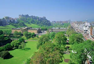 Lawn Prints: Edinburgh Castle and gardens