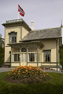 Melody Prints: Edvard Griegs home at Troldhaugen