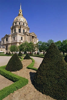 Eglise du Dome, Napoleons tomb, Hotel des Invalides, Paris, France, Europe