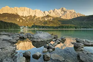 Eibsee Lake, Eibsee Hotel and Wettersteingebirge Mountains, near Grainau, Werdenfelser Land range