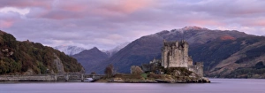Images Dated 20th January 2000: Eilean Donan Castle