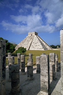 El Castillo Prints: El Castillo from Mil Columnas