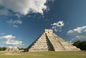 El Castillo (Pyramid of Kukulcan), Chichen Itza, UNESCO World Heritage Site