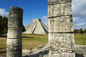 El Castillo pyramid (Temple of Kukulcan) in the ancient Mayan ruins of Chichen Itza