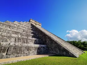 Preserved Prints: El Castillo or Temple of Kukulcan, low angle view, Chichen Itza, Yucatan State, Mexico