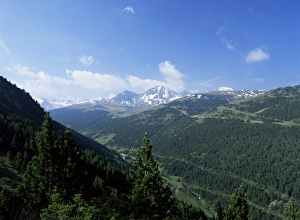 El Cubil and Obac d Envalira, from across Vall de Soldeu, Soldeu, Andorra, Europe