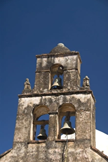 Images Dated 11th November 2008: El Humilladero (The Place of Humiliation), the oldest church in Patzcuaro