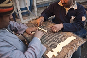Images Dated 12th February 2009: El Souk market, Luxor, Egypt, North Africa, Africa